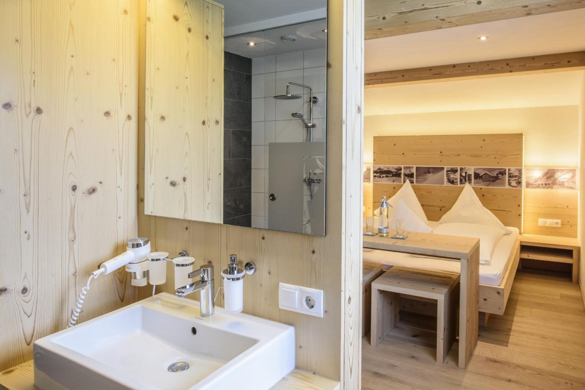 Gasthof-pension Wulfenia